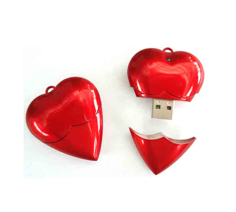 Plastic Red Heart USB Flash Drive